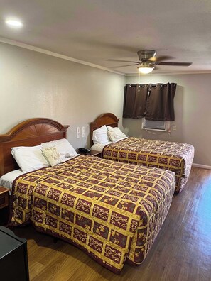 Economy Double Room, 2 Queen Beds | Desk, iron/ironing board, free WiFi, bed sheets - Ladybird Inn (Johnson City)
