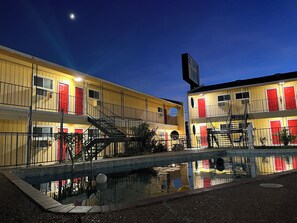 Exterior - Ladybird Inn (Johnson City)