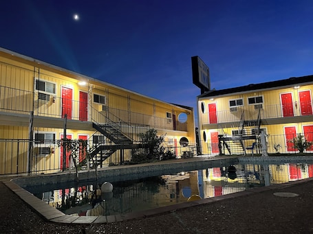 Exterior. Ladybird Inn