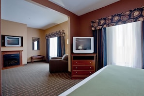Desk, iron/ironing board, cots/infant beds, free WiFi