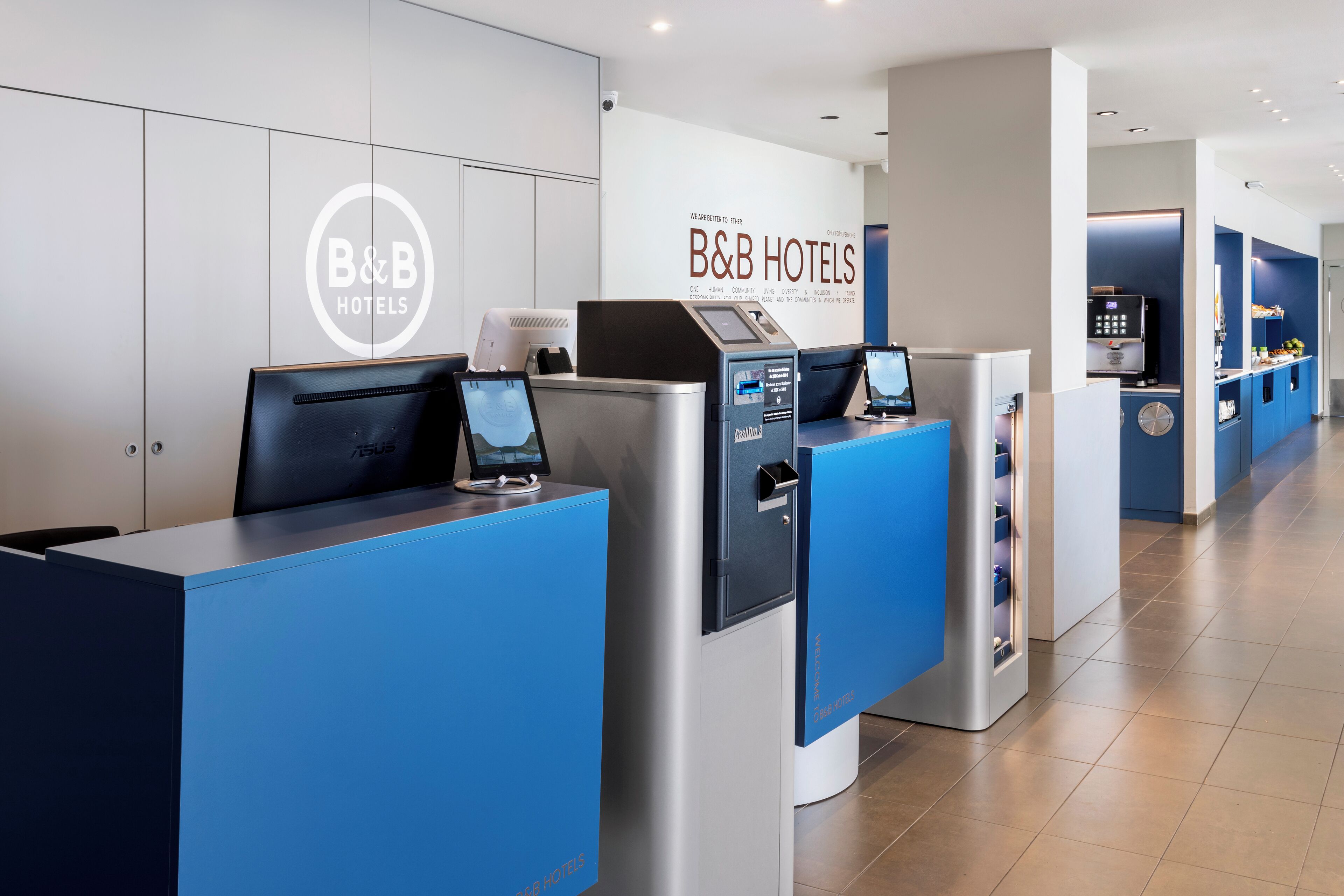 Photo - B&B HOTEL Madrid Aeropuerto T1 T2 T3