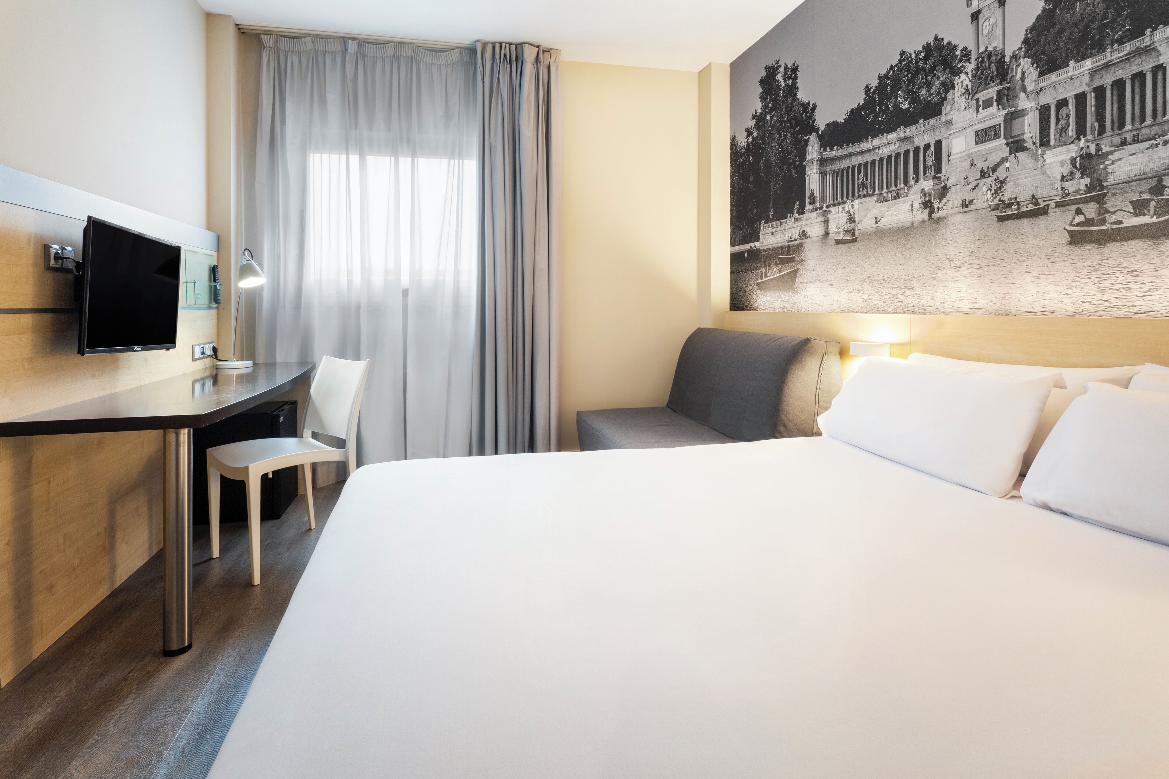 Photo - B&B HOTEL Madrid Aeropuerto T1 T2 T3