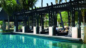 3 ๊ฐ์ ์ผ์ธ ์์์ฅ, ์์์ฅ ํ๋ผ์, ์ผ๊ด์ ์์