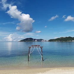 Private beach, sun-loungers, beach umbrellas, beach towels