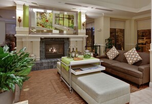 Lobby - Hilton Garden Inn San Diego Del Mar (San Diego)