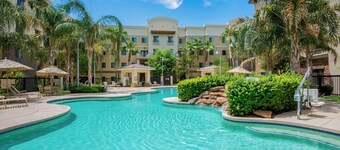 Holiday Inn Express & Suites Phoenix - Glendale Sports Dist by IHG