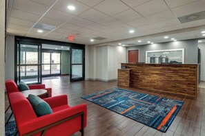Reception - Hampton Inn & Suites St. Louis-Edwardsville (Glen Carbon)