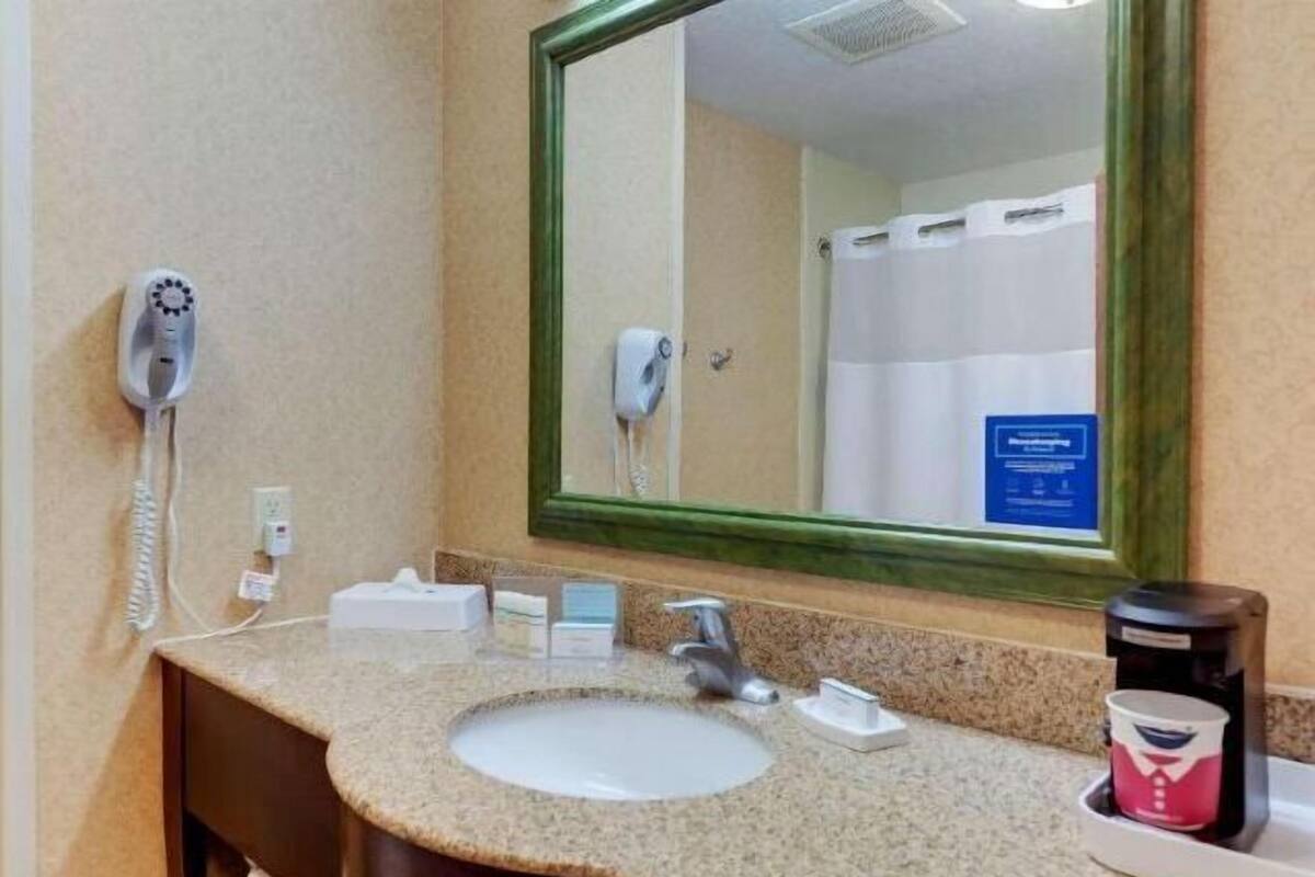 Free toiletries, hair dryer, towels