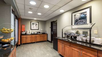 Desayuno buffet incluido todos los días