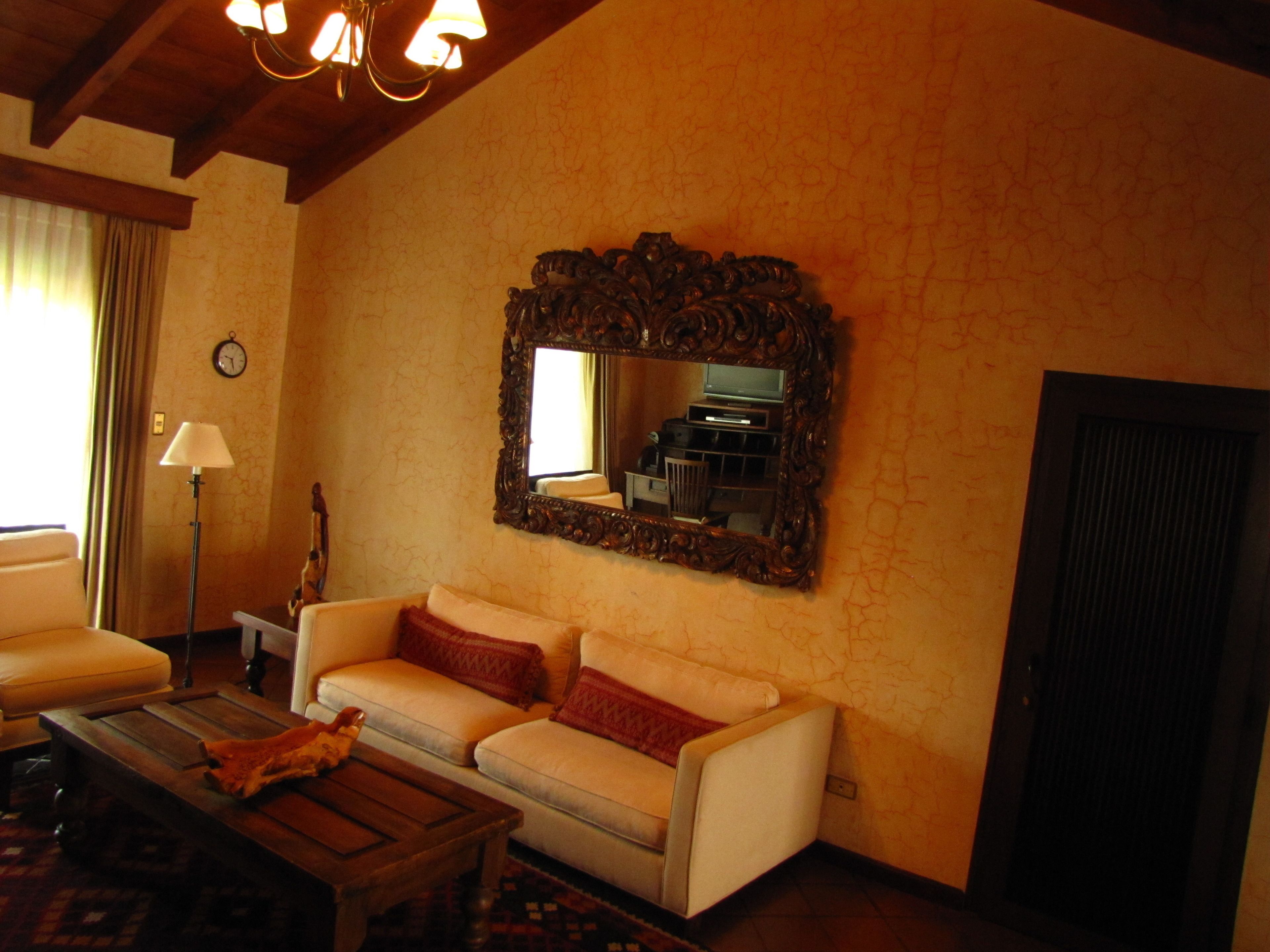 suite, 1 king bed | living area | flat-screen tv, fireplace, dvd player, ipod dock