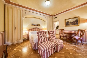 Chăn bông, minibar, két bảo mật tại phòng, trang trí khác biệt 