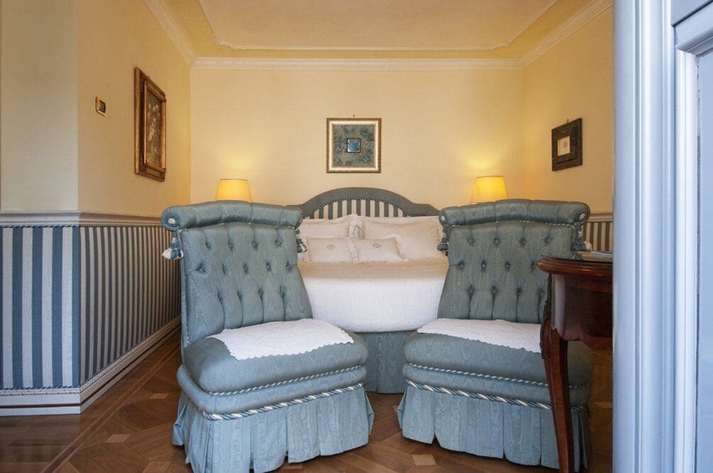 romantic studio suite | 1 bedroom, down duvets, minibar, in-room safe