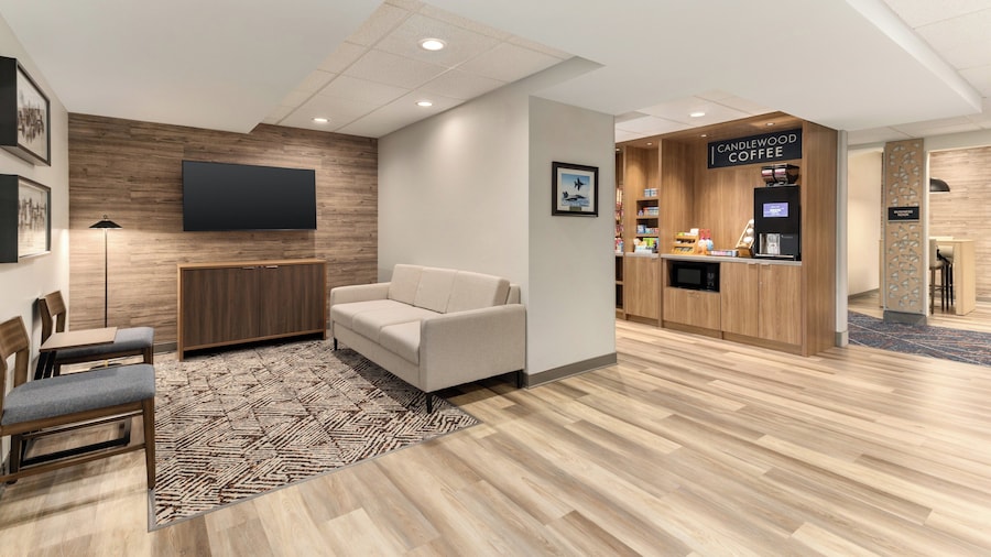 Candlewood Suites Oak Harbor by IHG