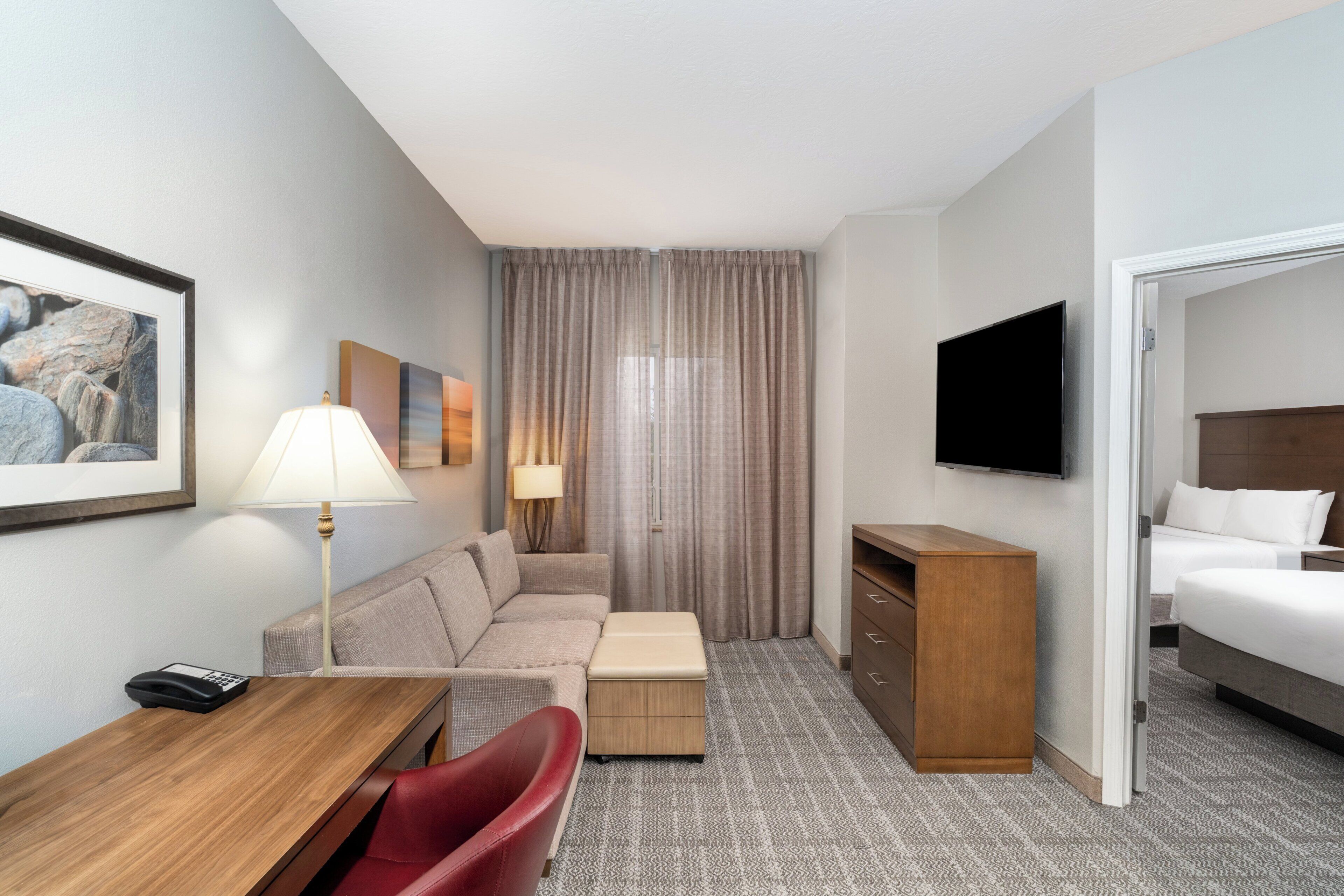 Suite, Multiple Beds | Premium bedding, desk, iron/ironing board, free cribs/infant beds