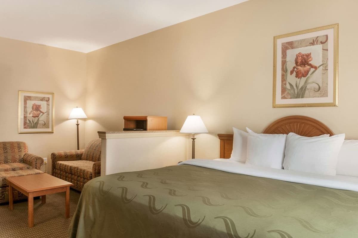 Desk, blackout drapes, iron/ironing board, free WiFi