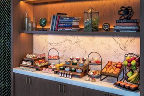 Continental breakfast for a fee - Renaissance® Boston Seaport District (Boston)
