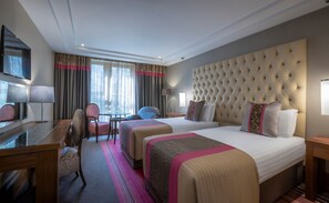 Double or Twin Room | In-room safe, desk, iron/ironing board, free WiFi - The Maritime Hotel (Bantry)