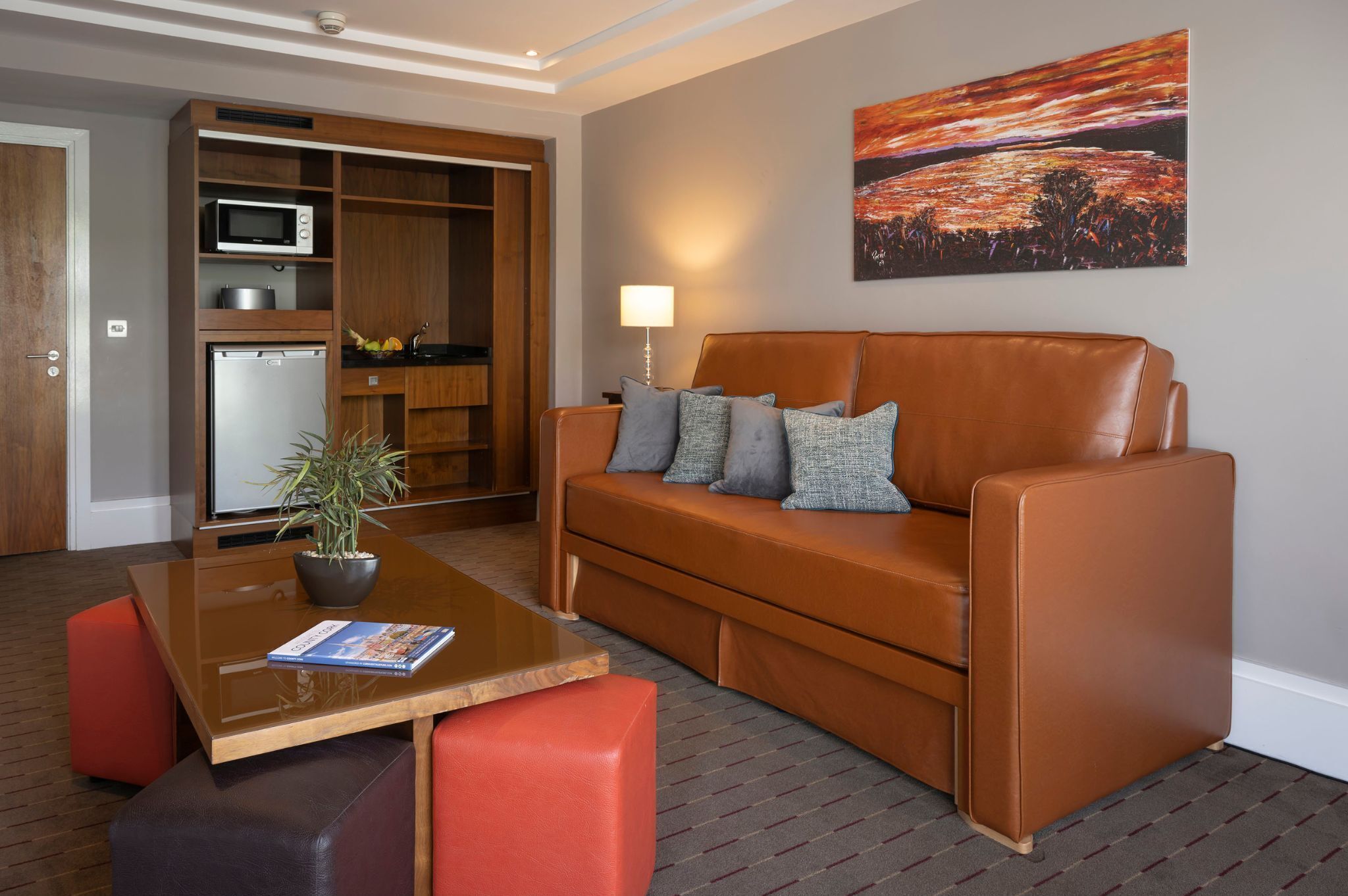suite, 1 bedroom | in-room safe, desk, iron/ironing board, free wifi