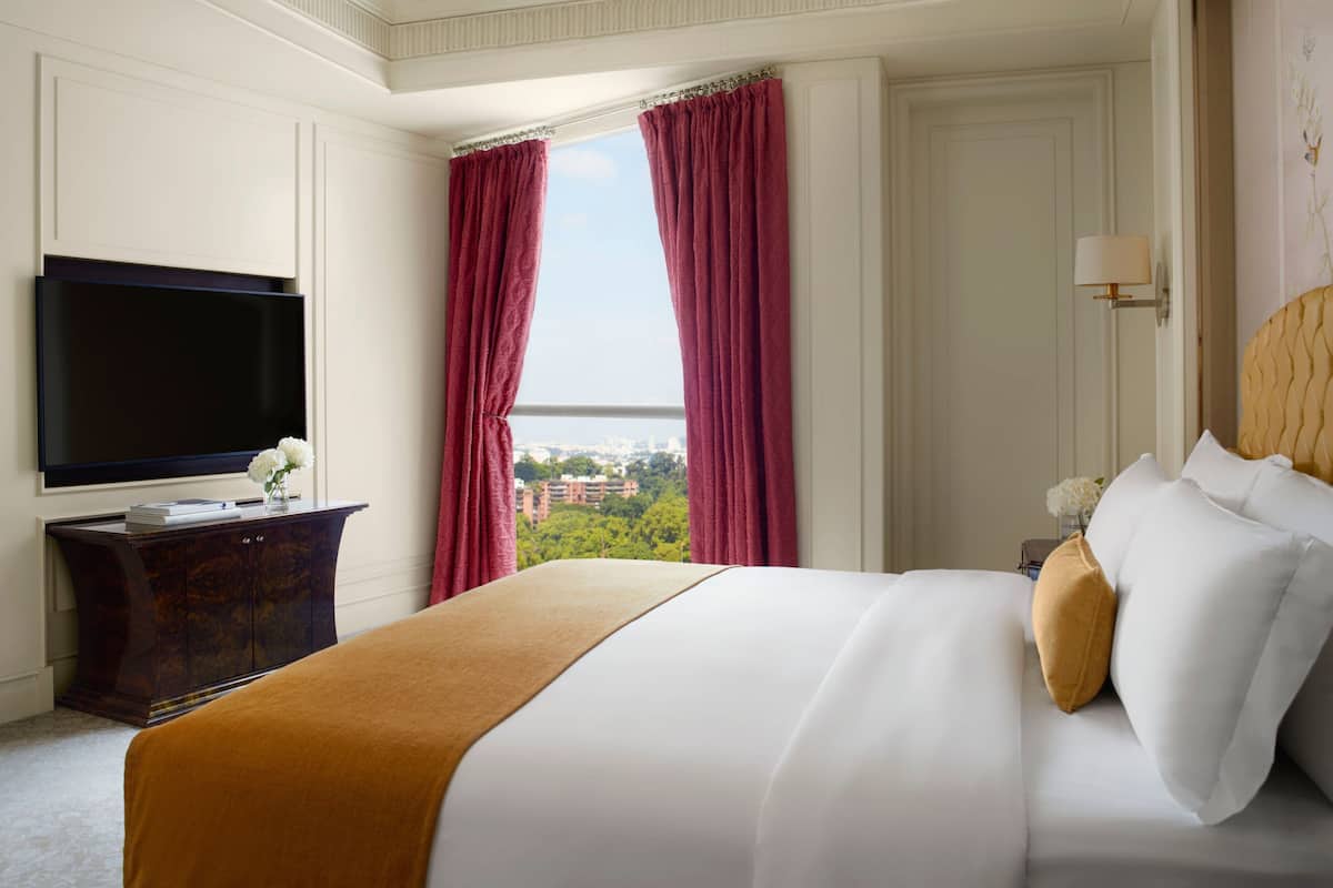 St Regis, Suite, 1 Bedroom, Non Smoking | Premium bedding, minibar, in-room safe, individually decorated