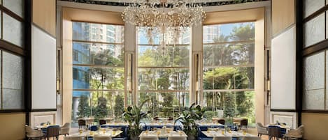 2 Restaurants, FrĂŒhstĂŒck, Mittagessen, Abendessen, chinesische KĂŒche