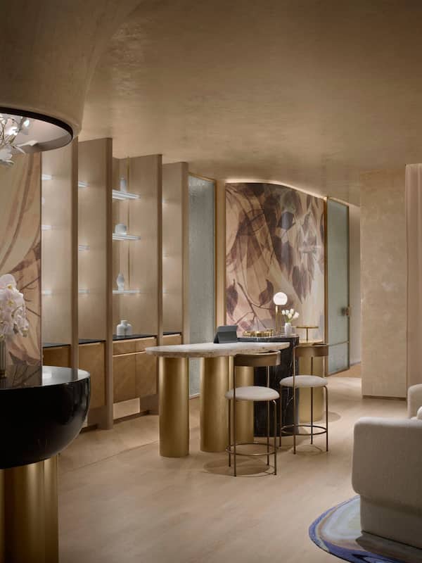 Couples treatment rooms, sauna, steam room, body treatments