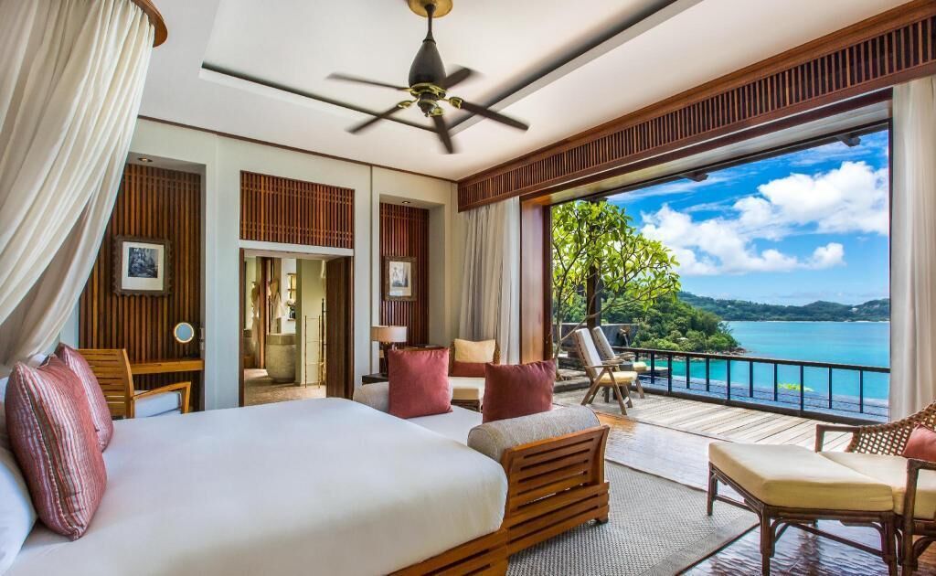 1 bedroom, premium bedding, minibar, in-room safe