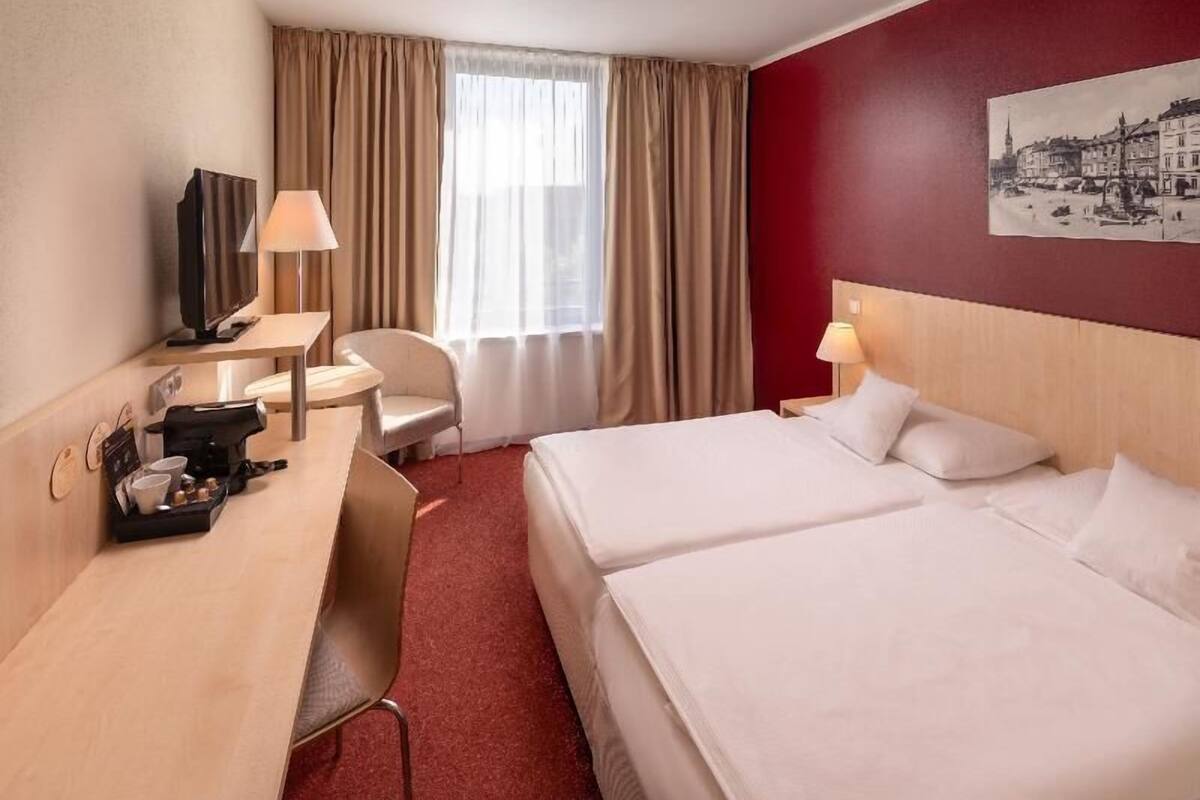Camas Select Comfort, cofres nos quartos, escrivaninha