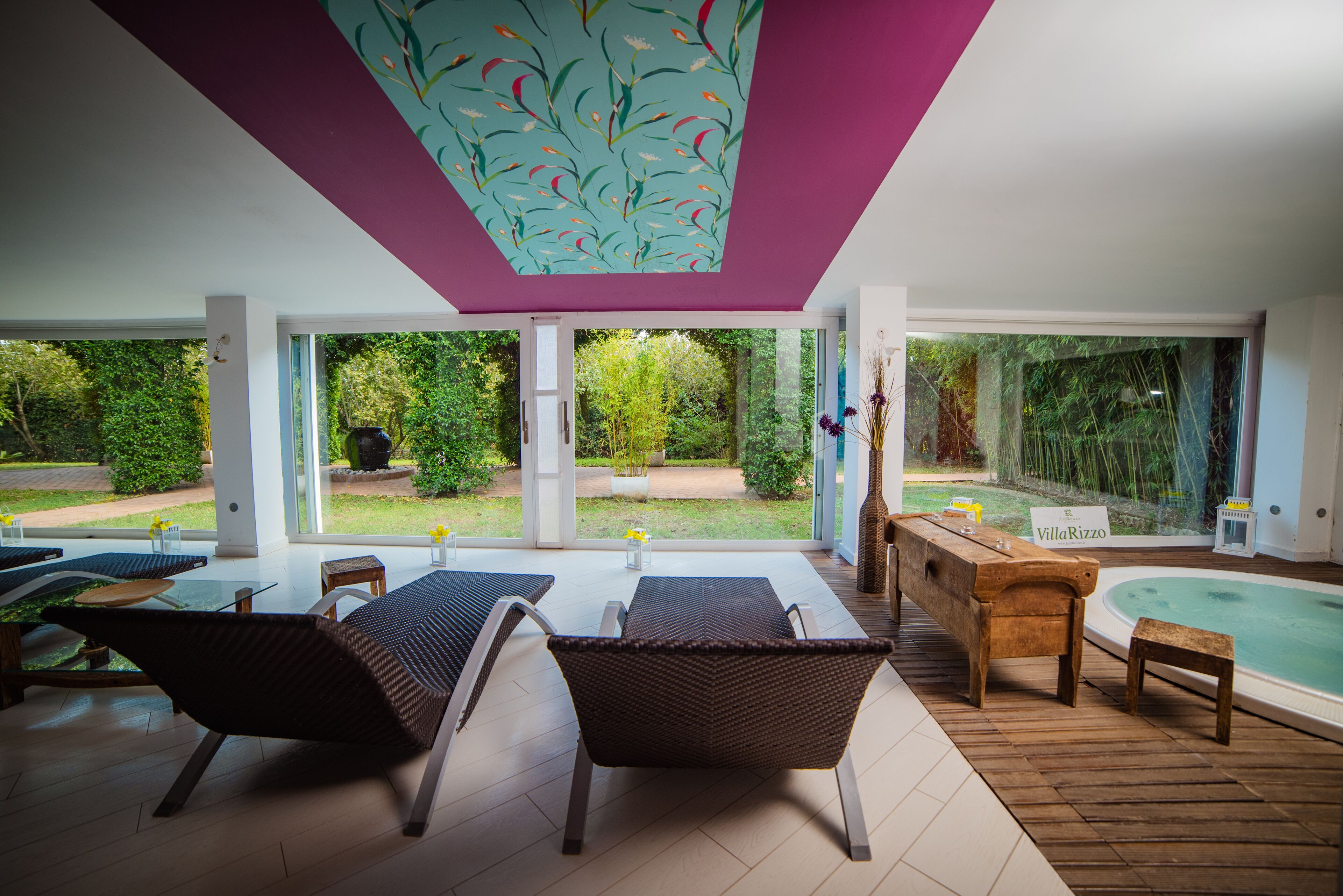 couples treatment room(s), sauna, hot tub, steam room