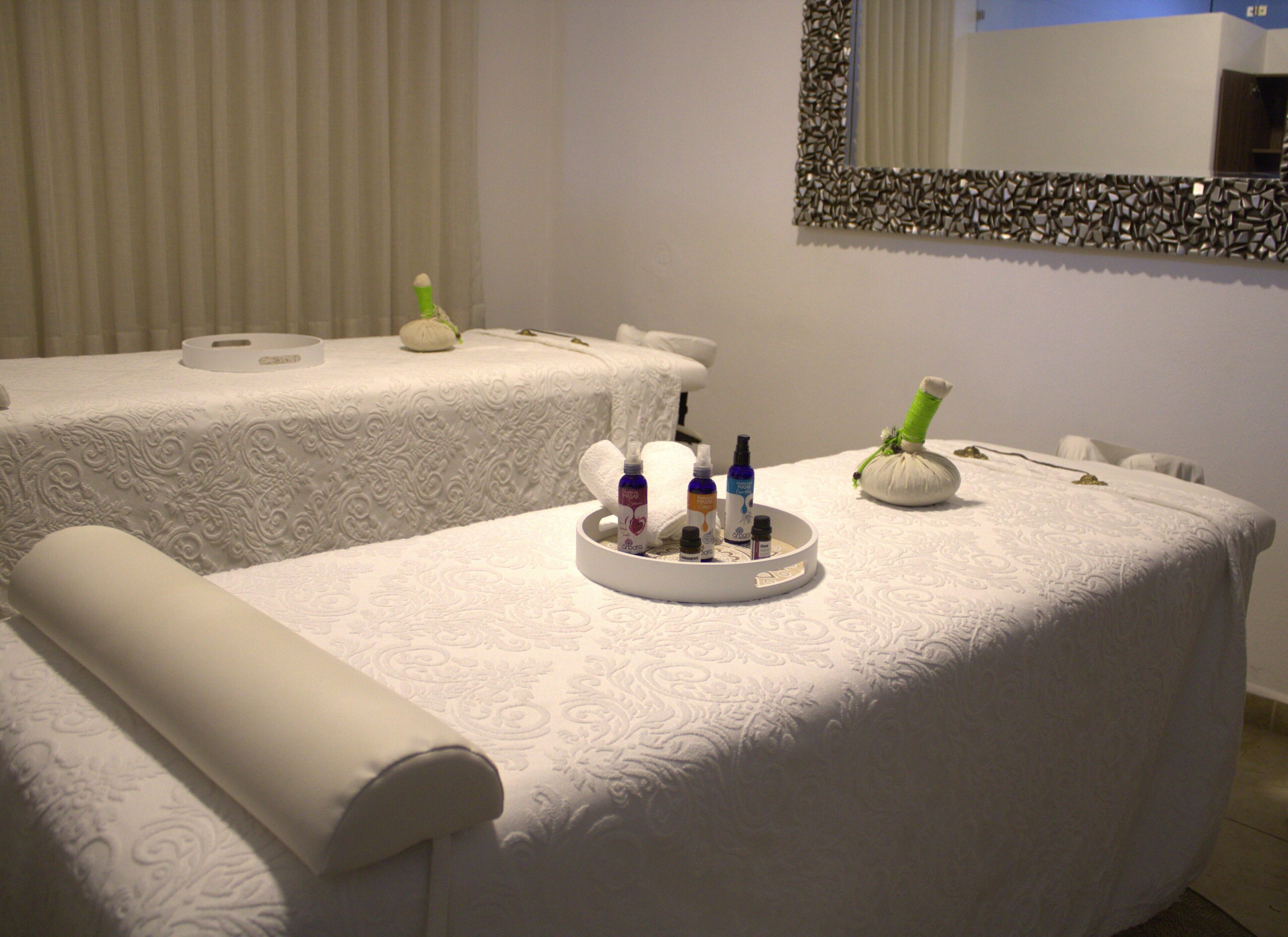 body treatments, hot stone massages, deep-tissue massages