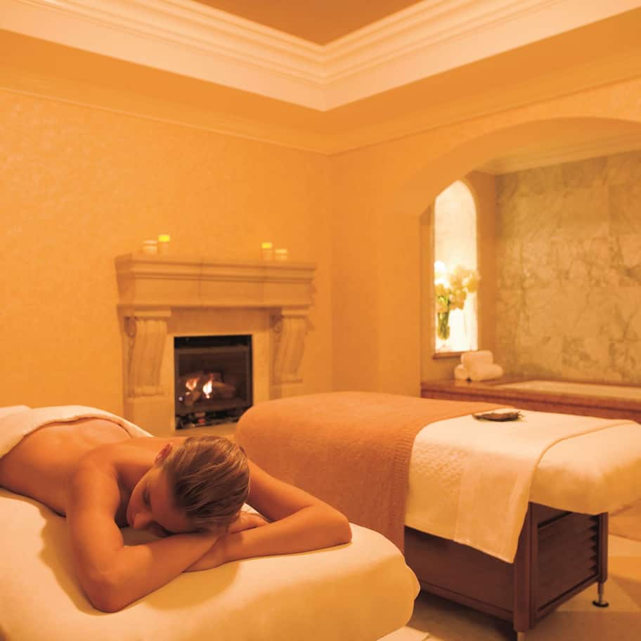 Couples treatment rooms, sauna, hot tub, body treatments, hydrotherapy