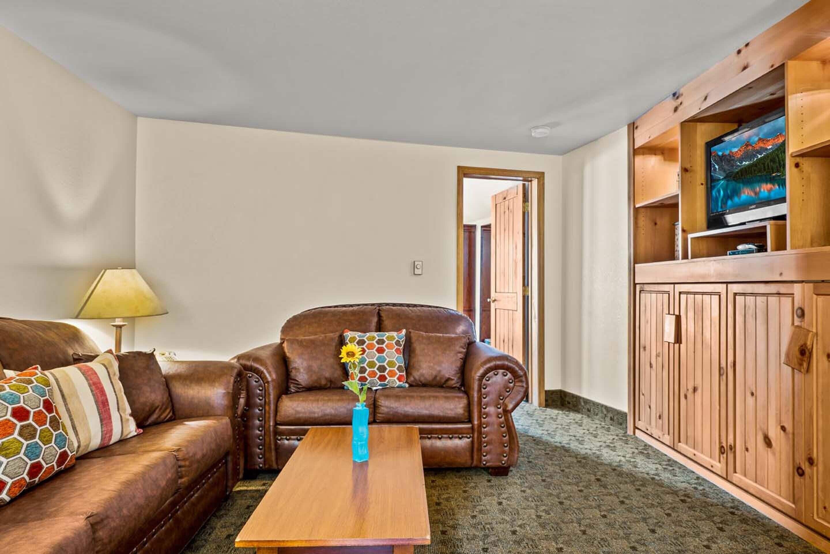 1 bedroom, in-room safe, individually decorated, individually furnished