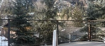 Box Canyon Lodge And Hot Springs