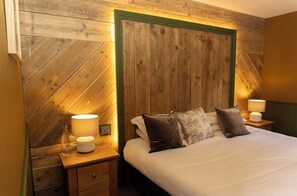 Standard Double or Twin Room, Non Smoking, Garden View | Desk, laptop workspace, iron/ironing board, free WiFi - THE BLAZING DONKEY COUNTRY HOTEL (Deal)