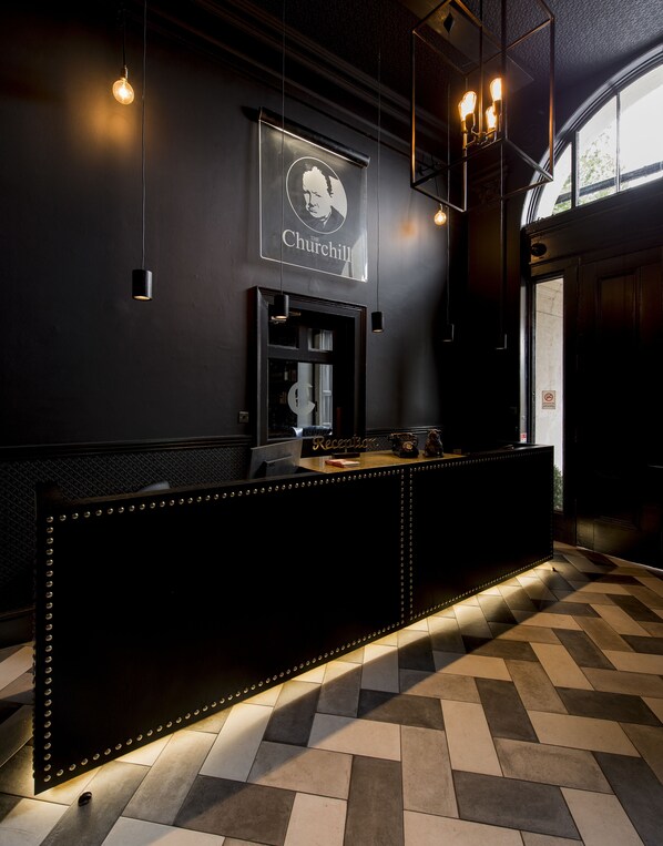 Interior entrance - The Churchill Hotel (York)