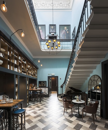 The Churchill Hotel