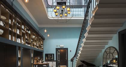The Churchill Hotel