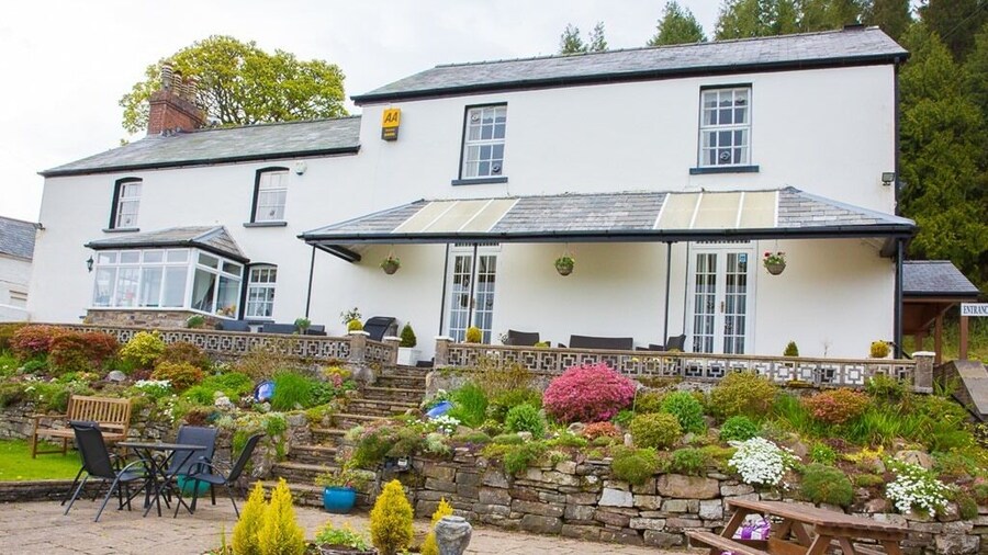 Llwyn Onn Guest House