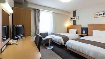 Standard Twin Room, Non Smoking | Desk, soundproofing, iron/ironing board, free WiFi