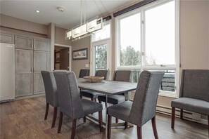 Condo, Multiple Beds (Scandinavian Lodge and SL300) | In-room dining - Scandinavian Lodge And Condominiums by Pioneer Ridge Mgmt (Steamboat Springs)