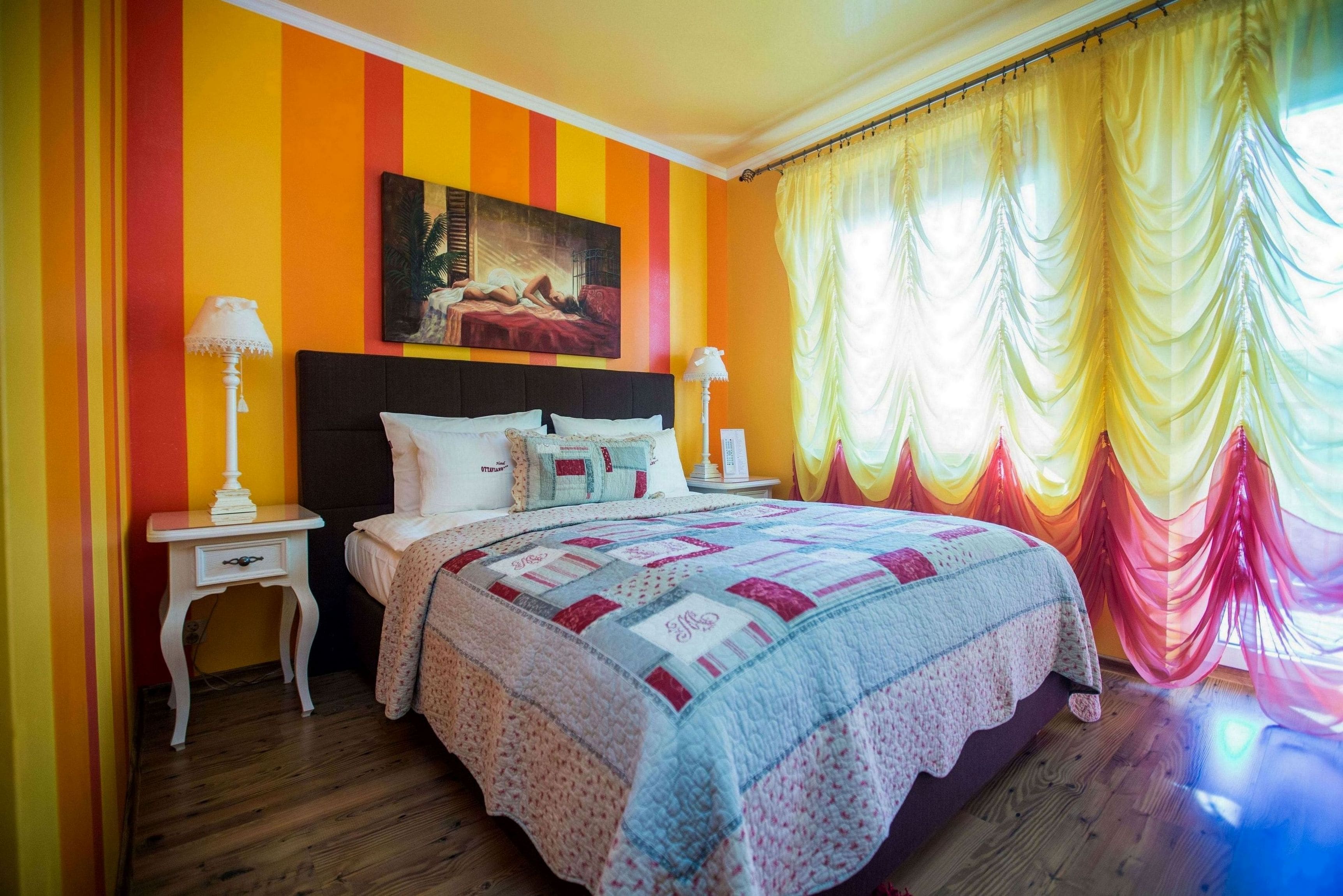 Appartement | Draps en coton égyptien, matelas Select Comfort, bureau