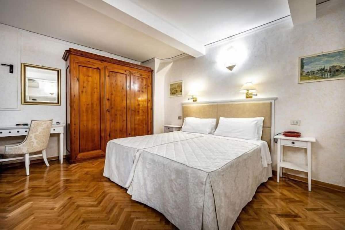 1 habitación y ropa de cama hipoalergénica