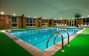 Indoor pool - Wensum Valley Hotel Golf & Country Club (Norwich)