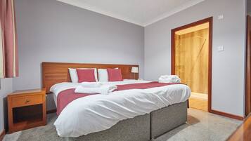 Desk, iron/ironing board, free WiFi, bed sheets