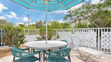 Kolam renang terbuka