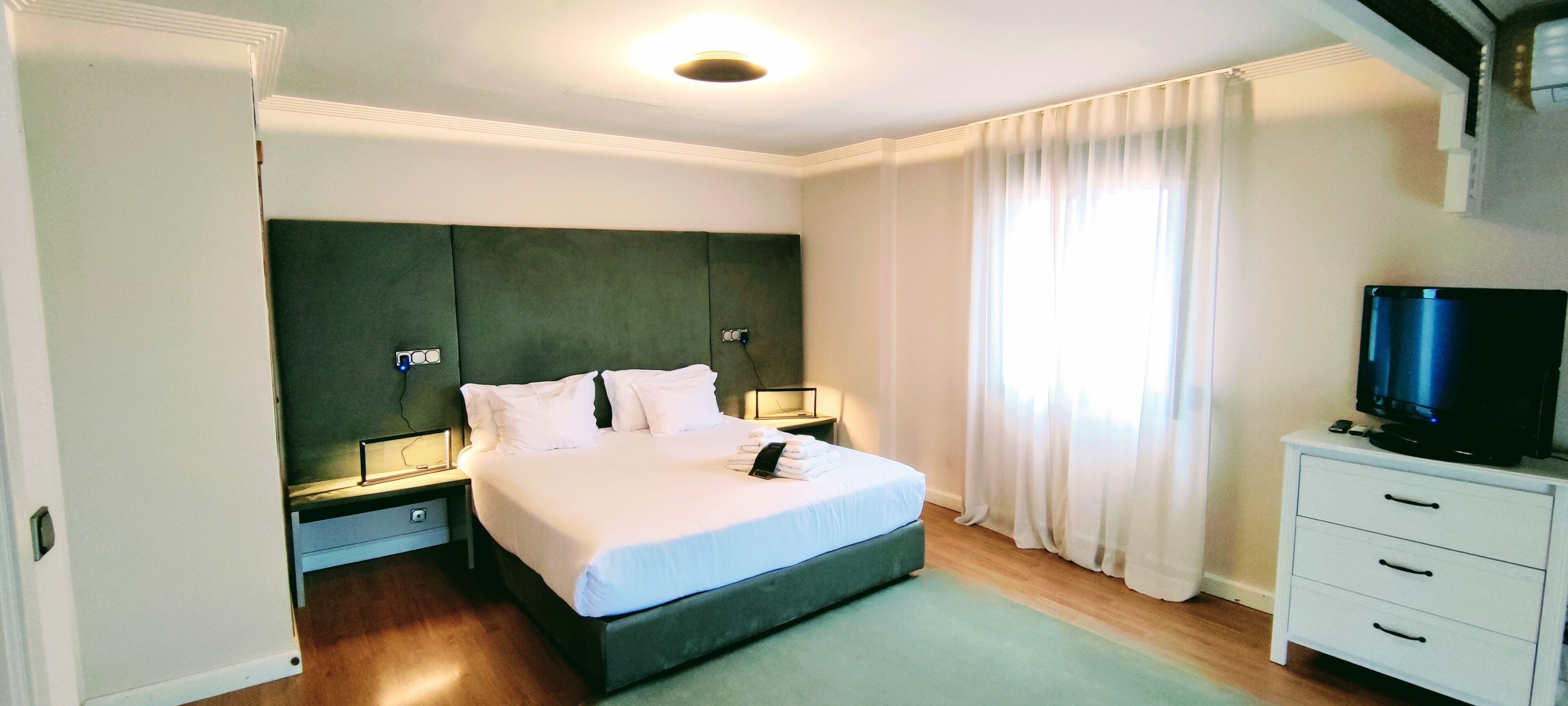 deluxe double room | premium bedding, soundproofing, free cots/infant beds, rollaway beds