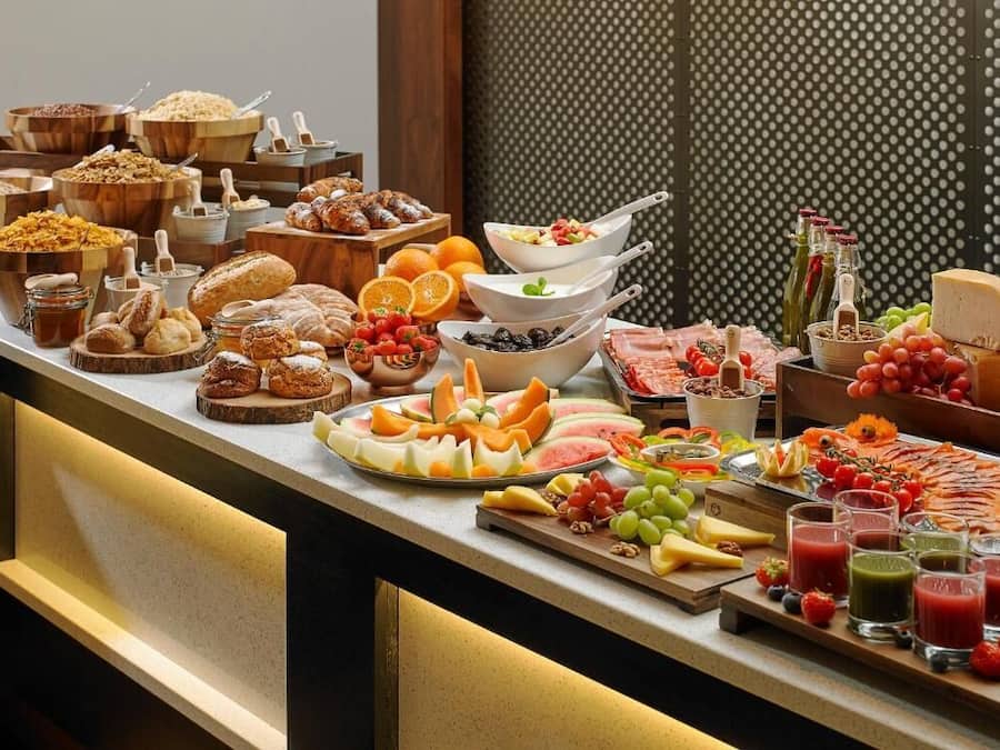 Breakfast, lunch, dinner served; ocean views