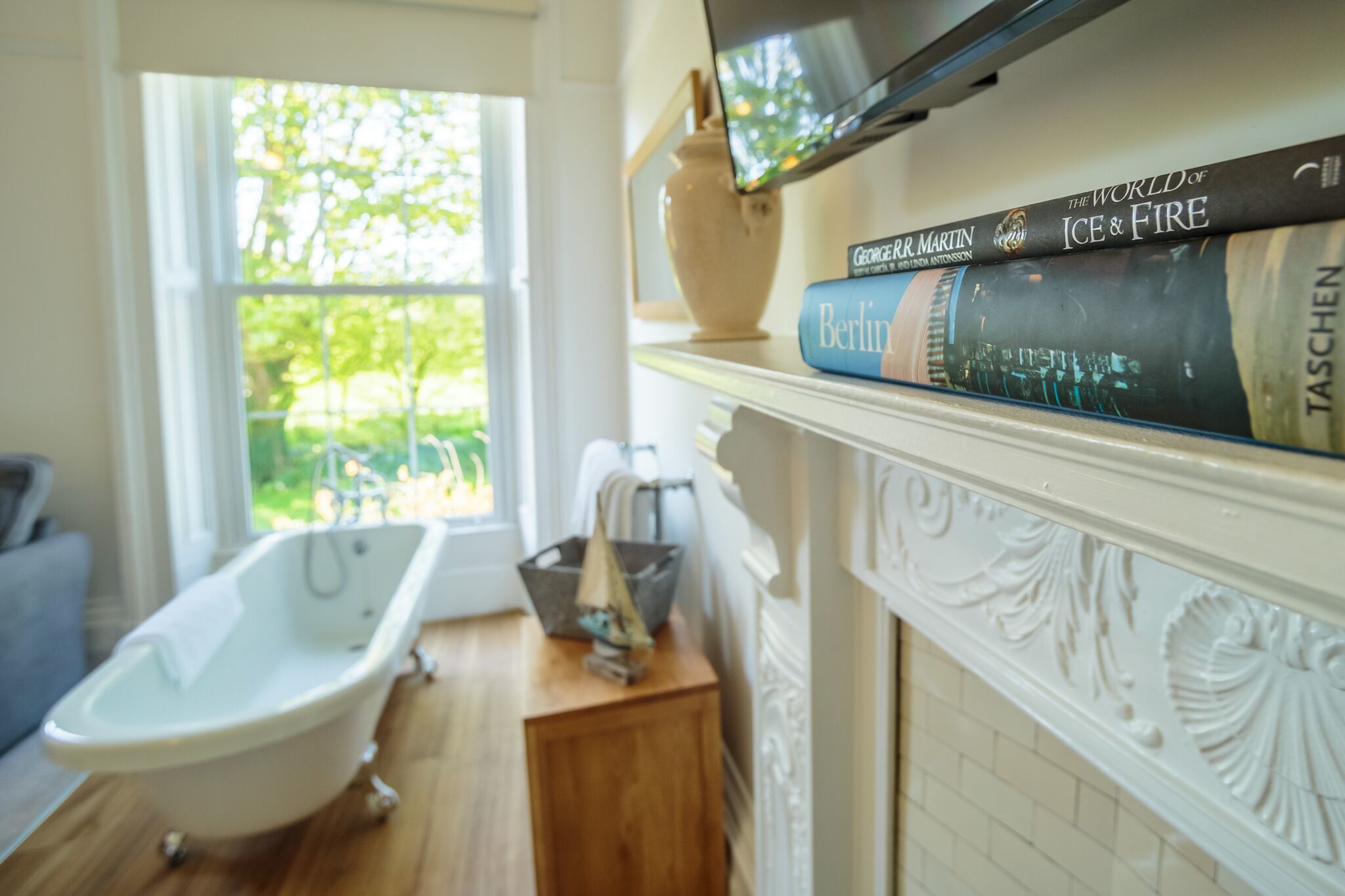 Chambre Double Romantique | Matelas Select Comfort, décoration personnalisée, bureau