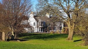Property grounds - Torrs Warren Country House Hotel (Stranraer)
