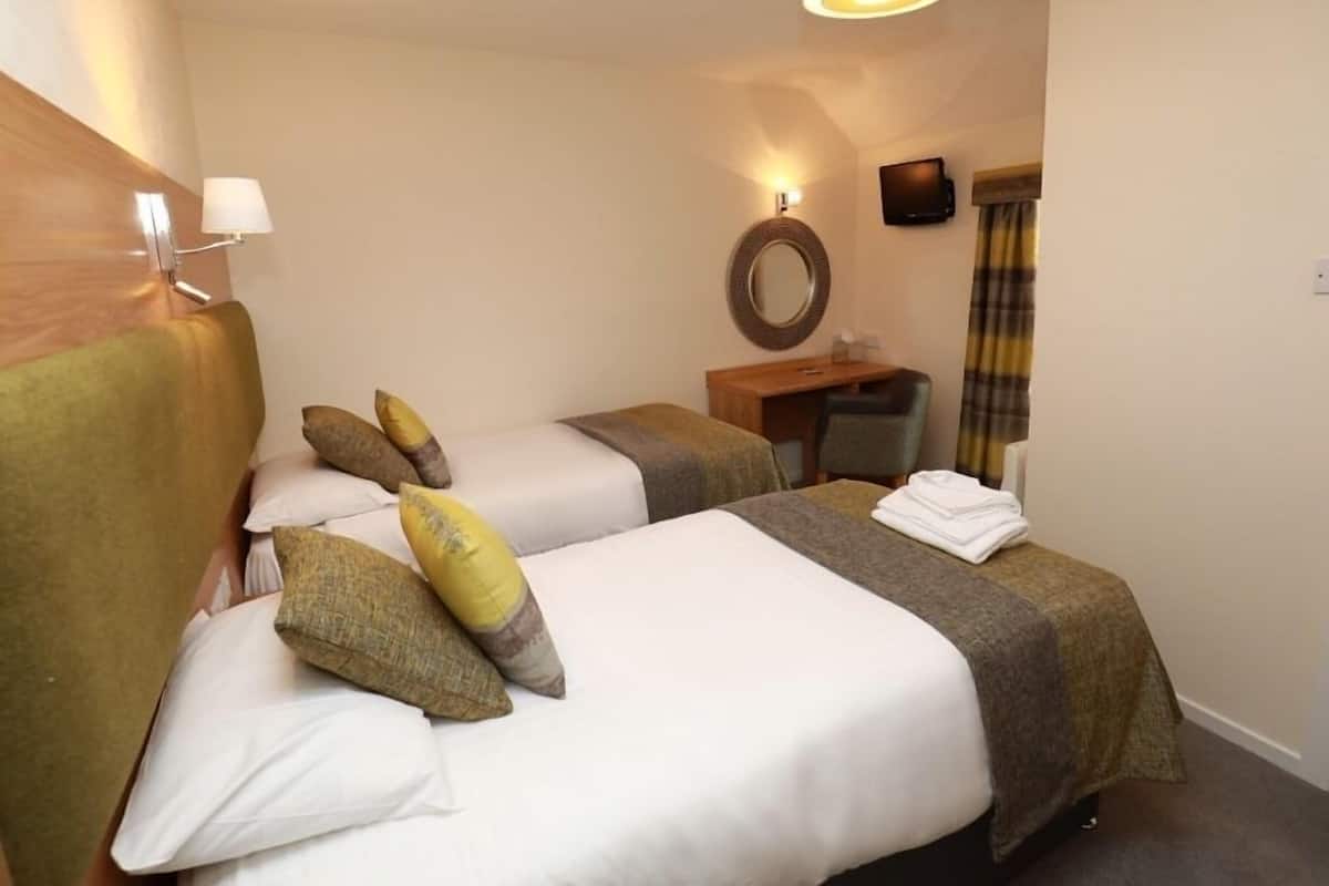 Twin Room, Ensuite