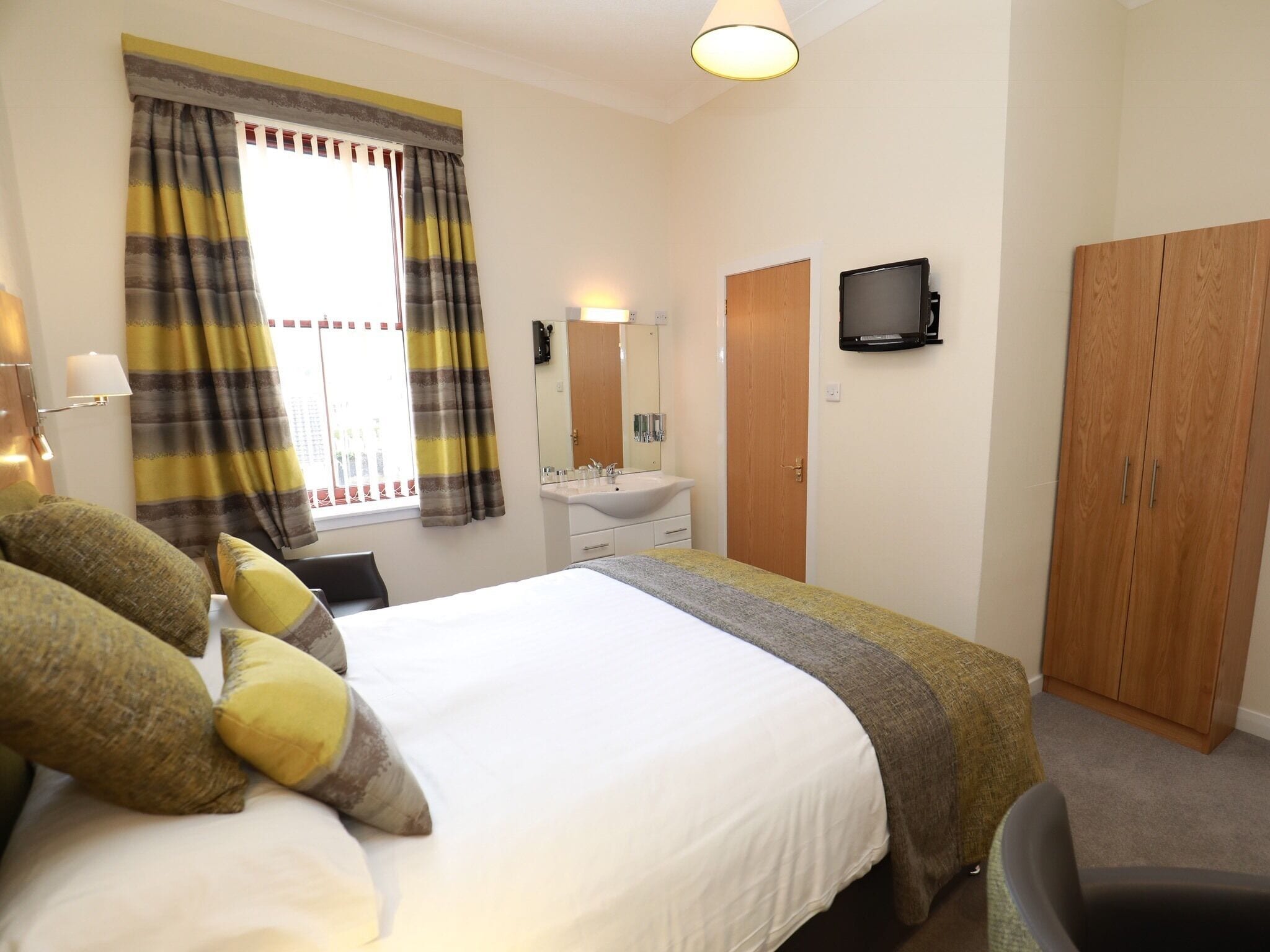 double room, ensuite